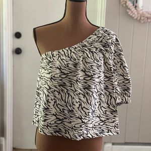 BNWT Rails Off-the-Shoulder shirt, L
